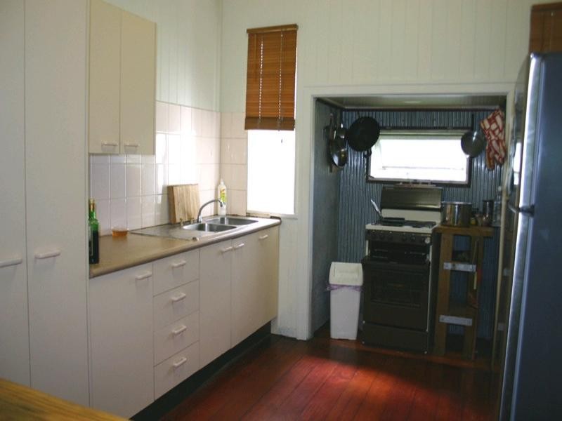 239 Lutwyche Road, Windsor QLD 4030