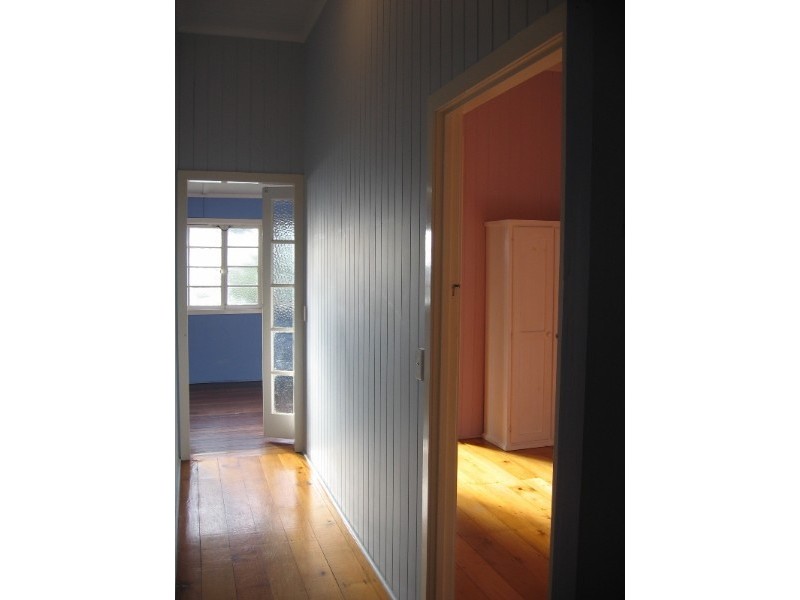 1 Daisy Street, Grange QLD 4051