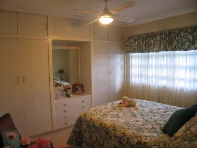 9 Aberdeen Terrace, Gordon Park QLD 4031