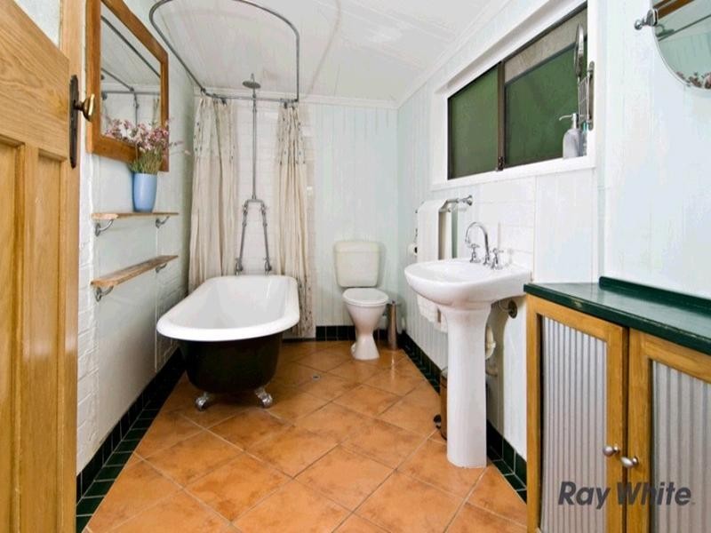 47 Leiper Street, Stafford QLD 4053