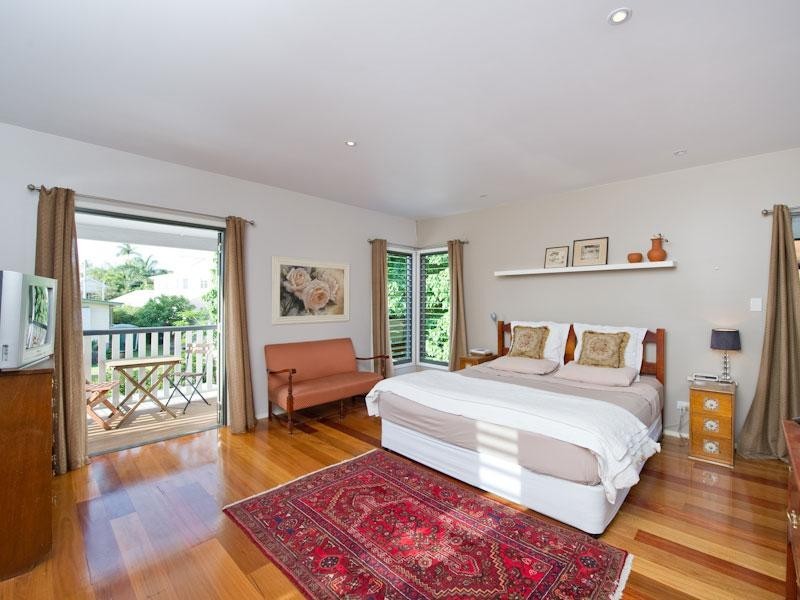 11 Goring Street, Newmarket QLD 4051