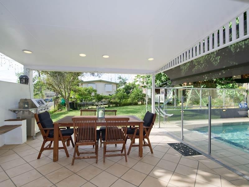 11 Goring Street, Newmarket QLD 4051