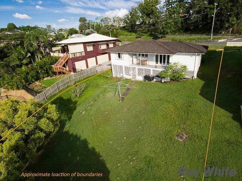 19 Bedford Street, Gordon Park QLD 4031