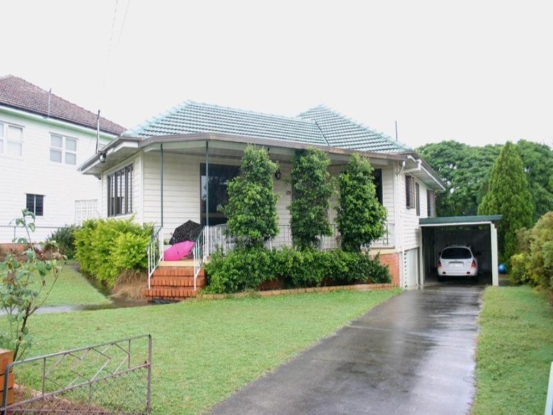 17 Noeline Street, Ashgrove QLD 4060