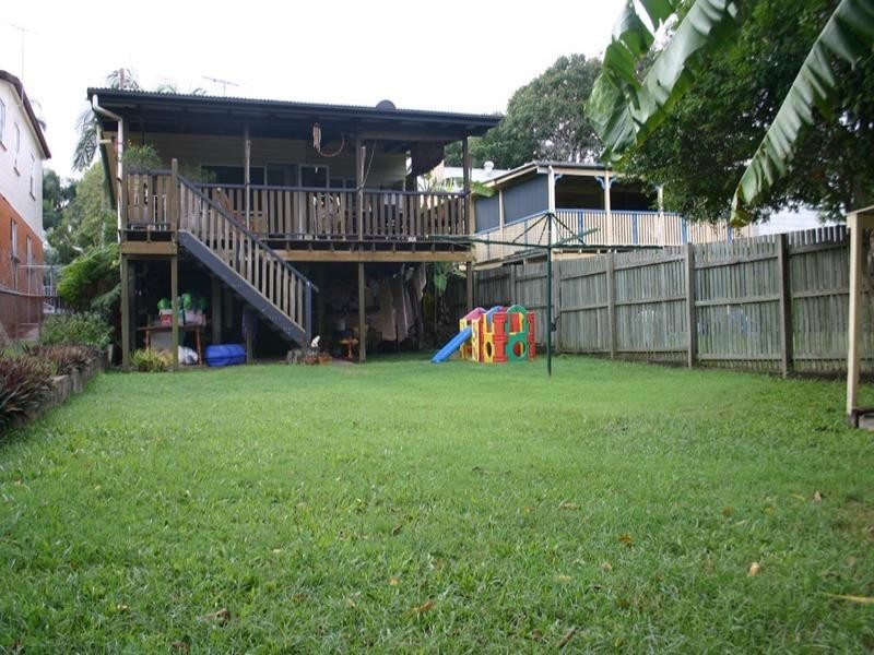 14 Walker Street, Windsor QLD 4030