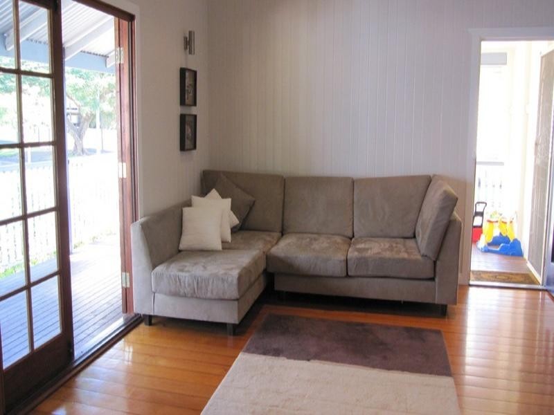 7 Meecham Street, Grange QLD 4051