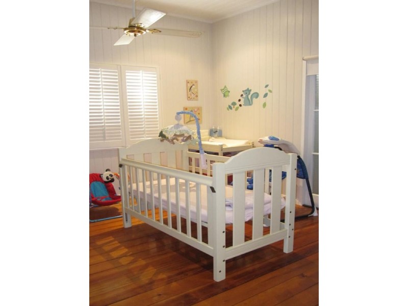 7 Meecham Street, Grange QLD 4051