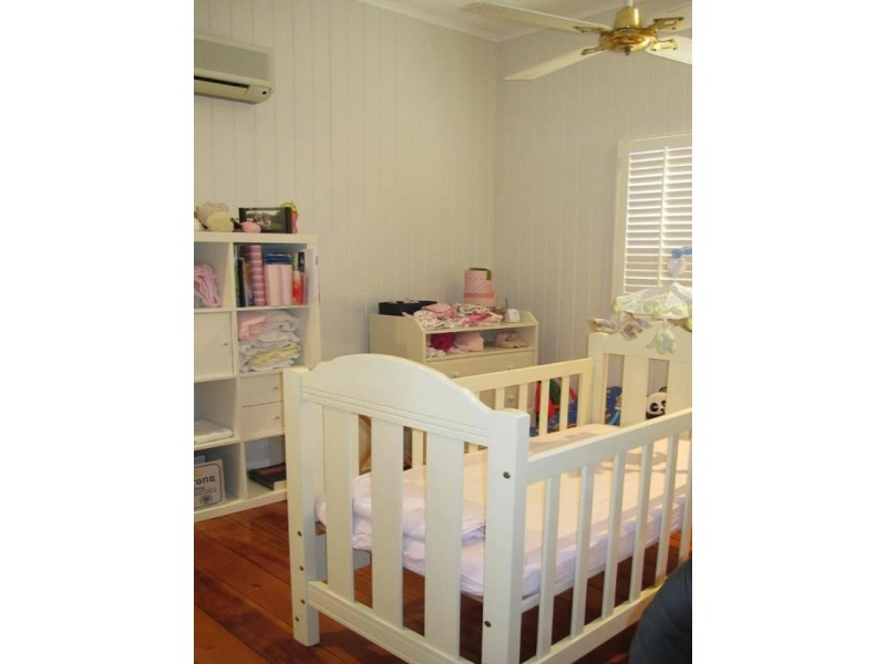 7 Meecham Street, Grange QLD 4051