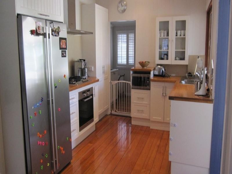 7 Meecham Street, Grange QLD 4051