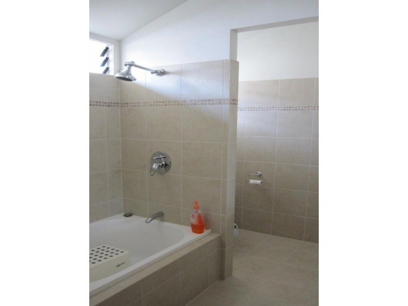 7 Meecham Street, Grange QLD 4051