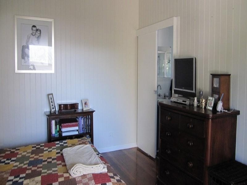 7 Meecham Street, Grange QLD 4051