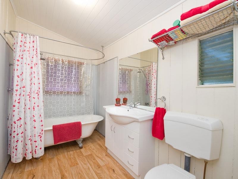 46 Swan Terrace, Windsor QLD 4030