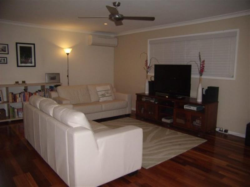 41 Illuta Avenue, Ferny Hills QLD 4055