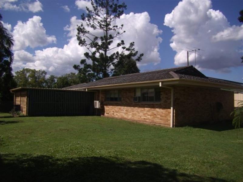 41 Illuta Avenue, Ferny Hills QLD 4055