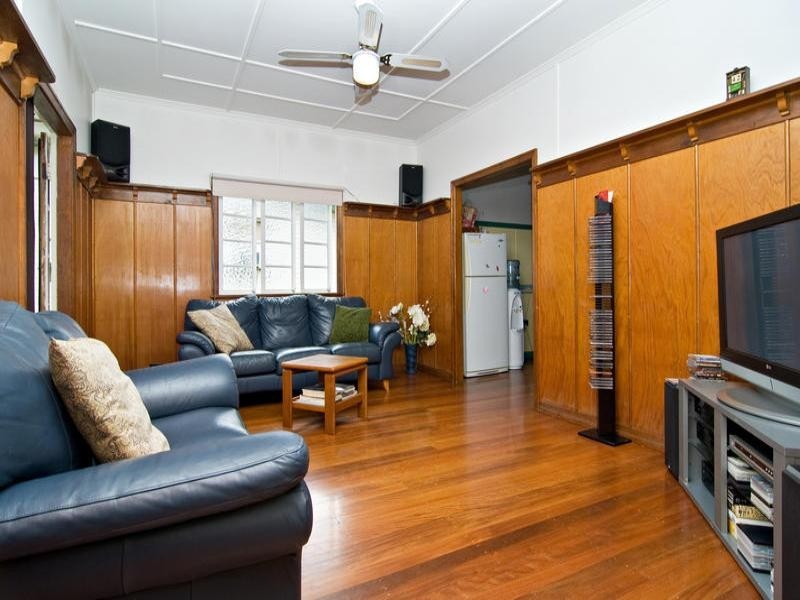 30 Leyton Street, Grange QLD 4051