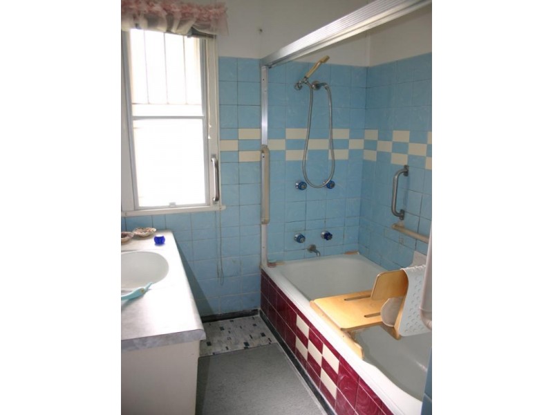 75 Agincourt Street, Grange QLD 4051