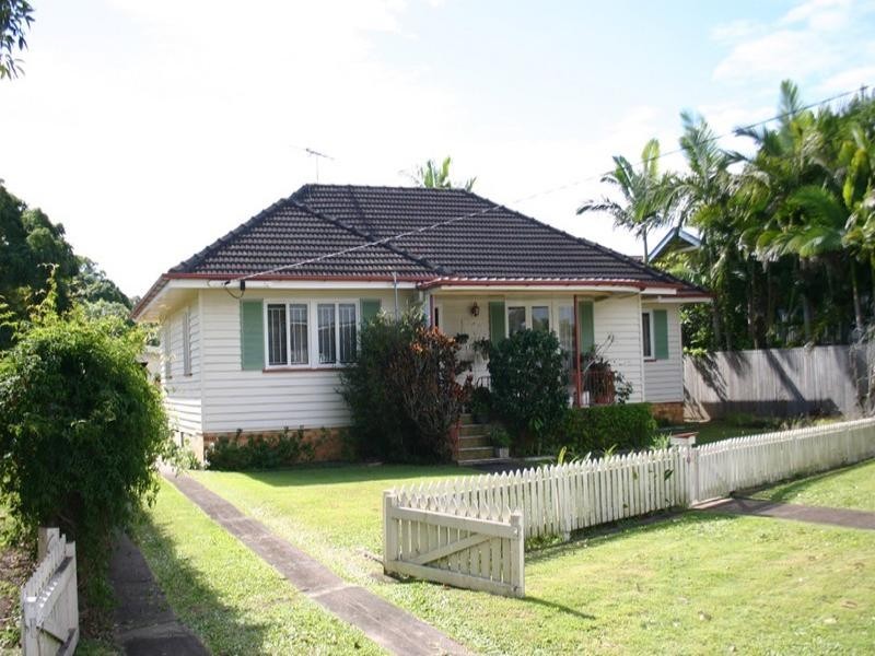 75 Agincourt Street, Grange QLD 4051