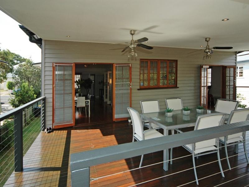 10 Travill Street, Newmarket QLD 4051