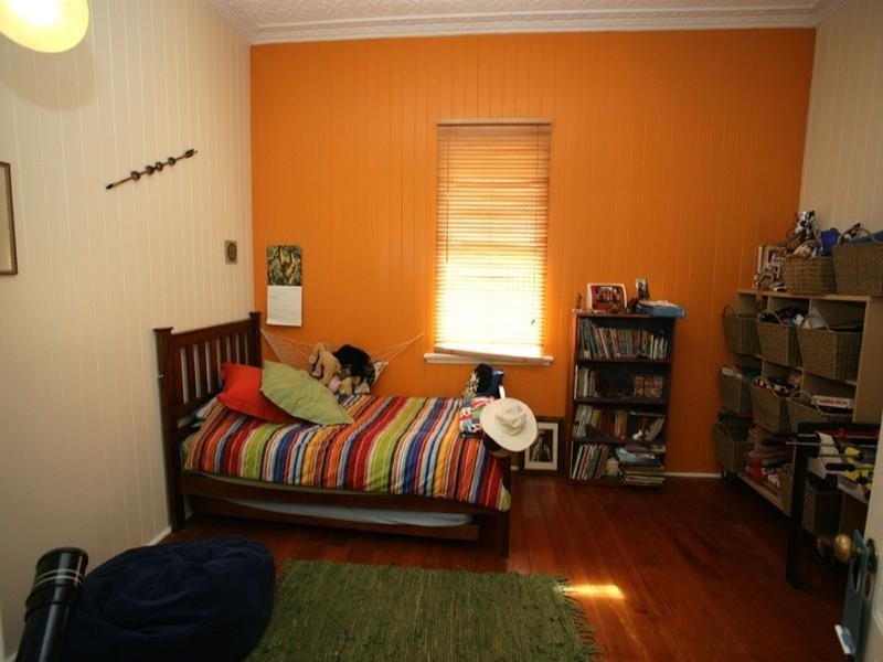 2 Fairleigh Street, Windsor QLD 4030