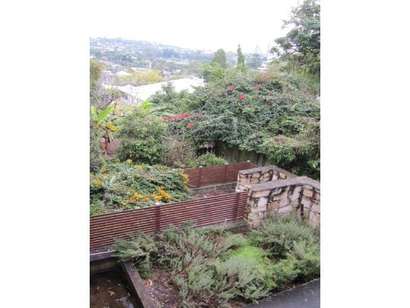 34 Lansdowne Street, Newmarket QLD 4051