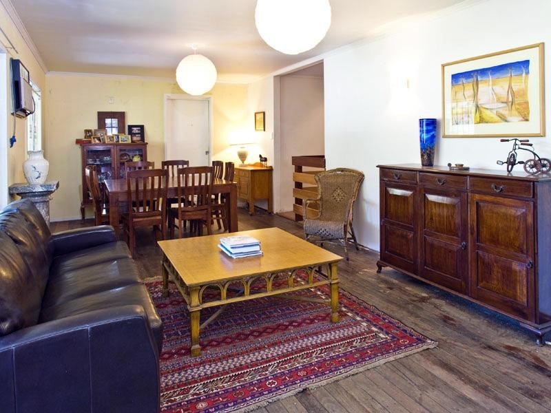 38 Eighth Avenue, Wilston QLD 4051