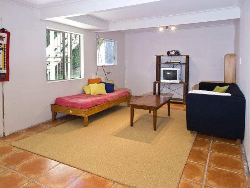 38 Eighth Avenue, Wilston QLD 4051