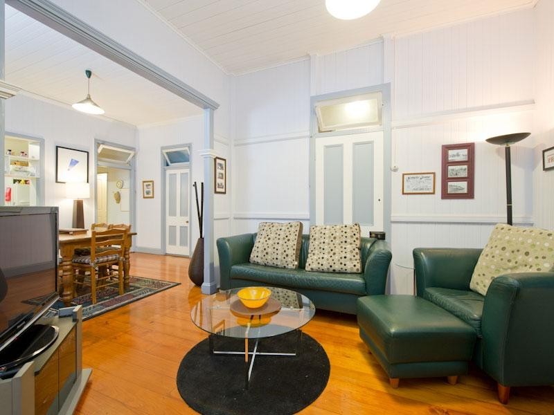 15 Badger Street, Newmarket QLD 4051