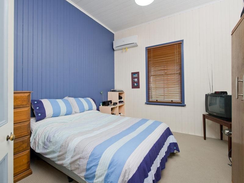 15 Badger Street, Newmarket QLD 4051