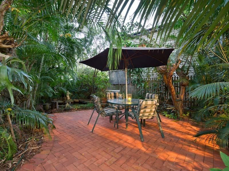 15 Badger Street, Newmarket QLD 4051