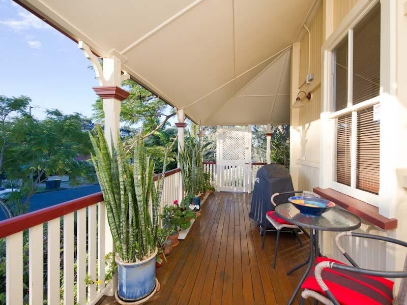 15 Badger Street, Newmarket QLD 4051