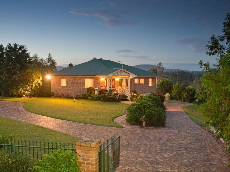26-28 Lachlan Place, Karalee QLD 4306