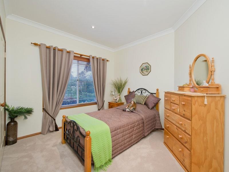 26-28 Lachlan Place, Karalee QLD 4306