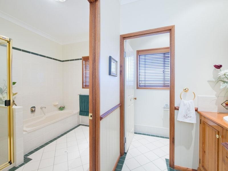 26-28 Lachlan Place, Karalee QLD 4306