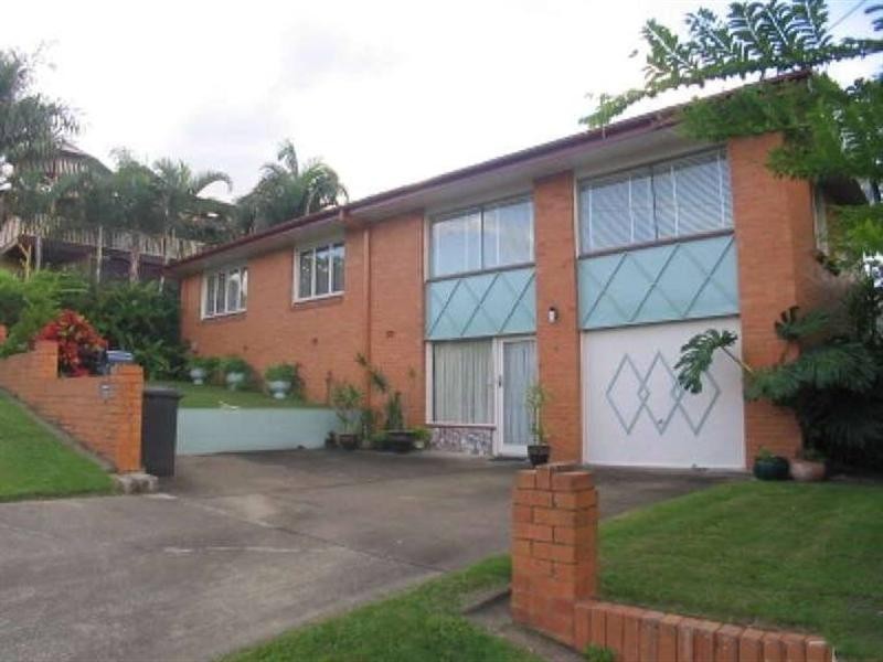 9 Aberdeen Terrace, Gordon Park QLD 4031