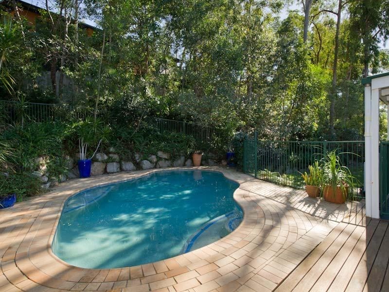 36 Larwood Place, Ferny Hills QLD 4055