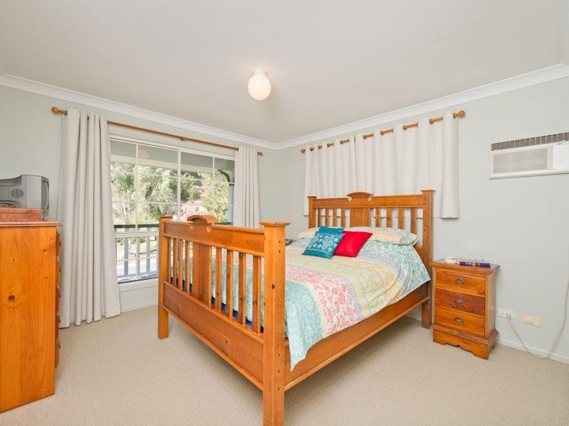 36 Larwood Place, Ferny Hills QLD 4055