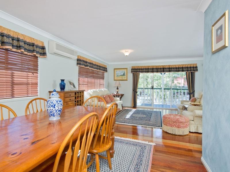 36 Larwood Place, Ferny Hills QLD 4055