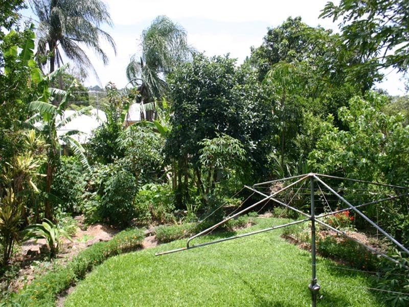 25 Garrick Terrace, Herston QLD 4006