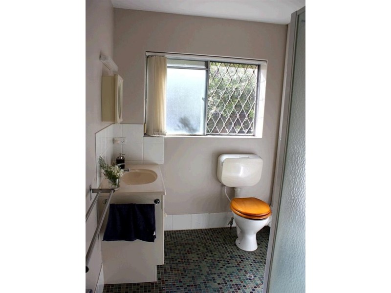 2/64 Alva Terrace, Gordon Park QLD 4031