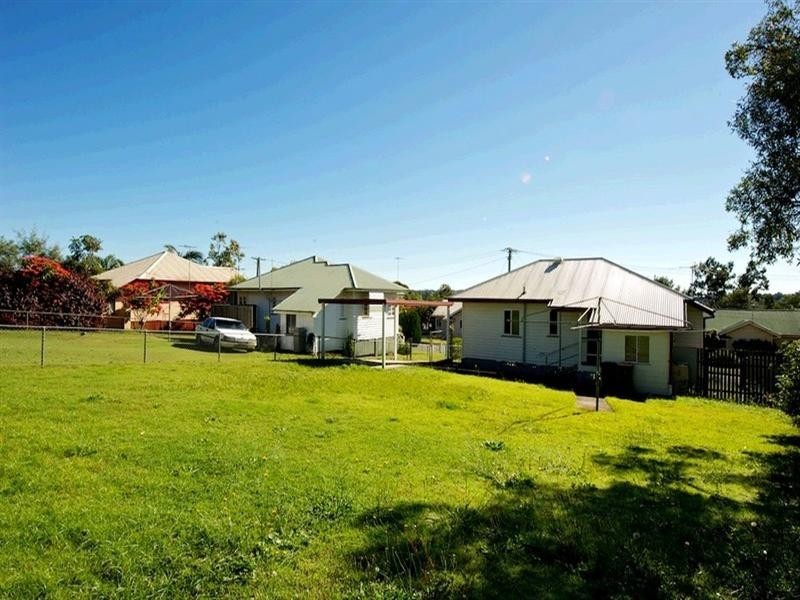 8 Hogan Street, Keperra QLD 4054