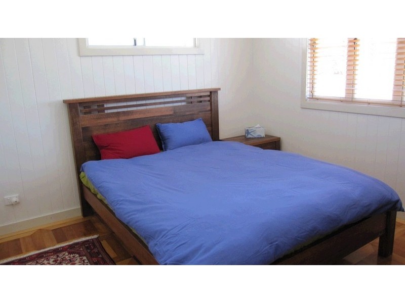 22 Bramston Terrace, Herston QLD 4006