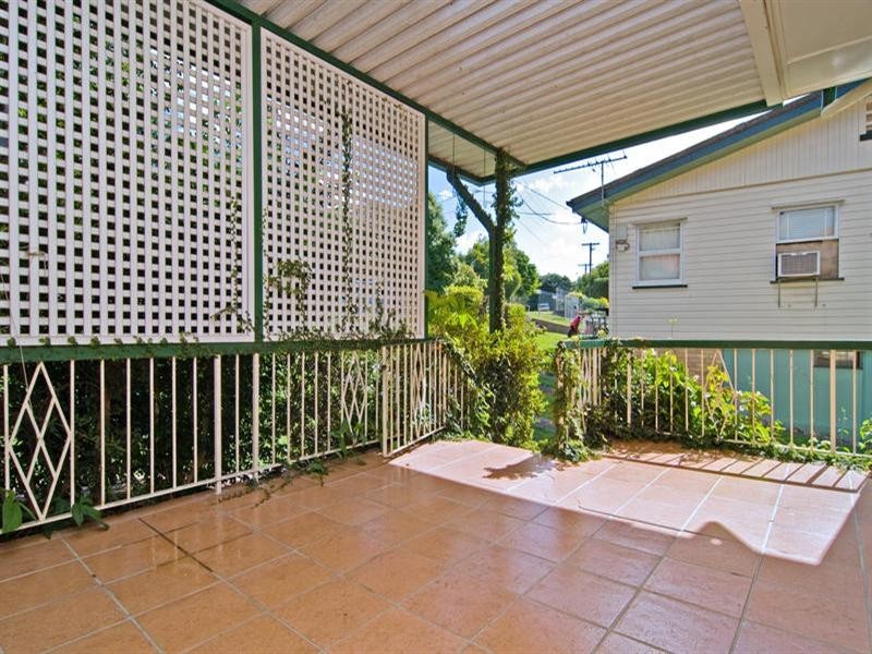 30 Leyton Street, Grange QLD 4051