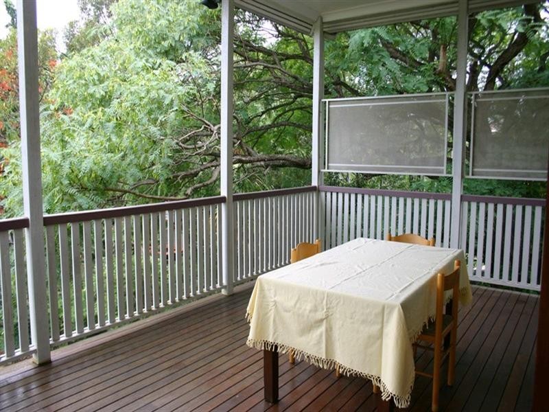 29 Crowther Street, Windsor QLD 4030