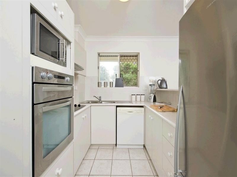 4/8 Clyde Road, Herston QLD 4006