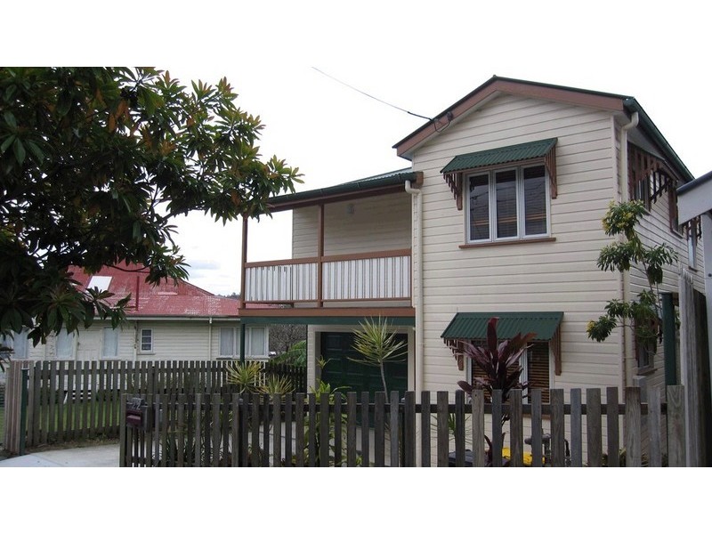 22 Bramston Terrace, Herston QLD 4006