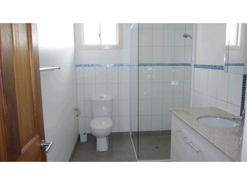 22 Bramston Terrace, Herston QLD 4006