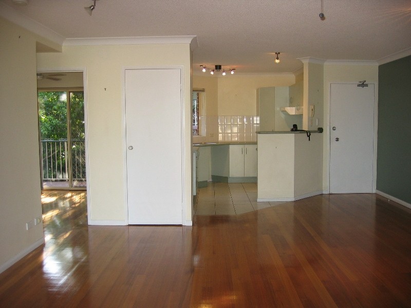 4/22 Hooker Street, Windsor QLD 4030