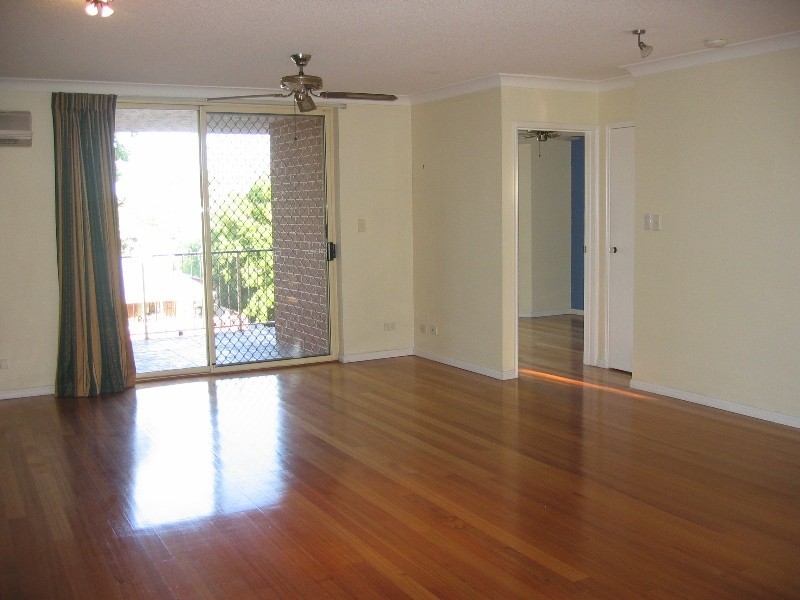 4/22 Hooker Street, Windsor QLD 4030