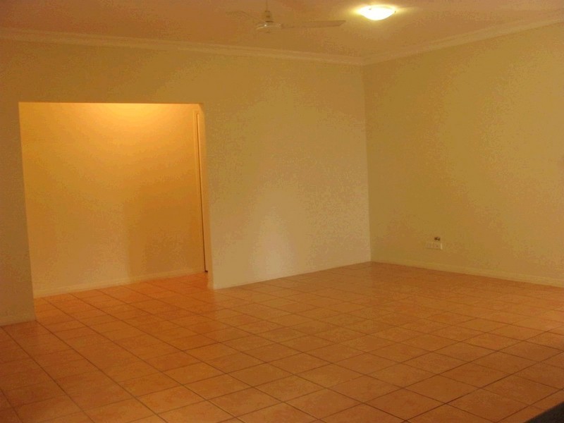 39 Strathmere Place, Upper Kedron QLD 4055