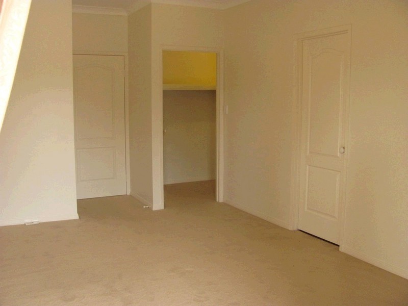 39 Strathmere Place, Upper Kedron QLD 4055